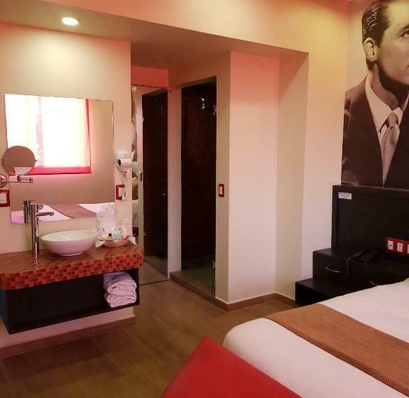 エクゼクティブルーム, Hollywood