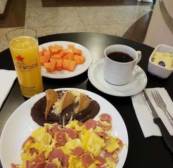 エクゼクティブルーム, Hollywood