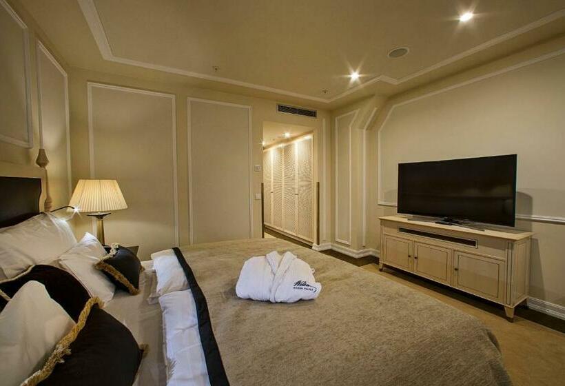 سوییت جونیور, Wilson Palace