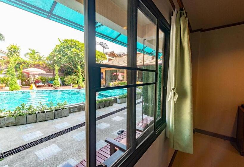 Номер Deluxe Вид на Бассейн, Medio De Pai