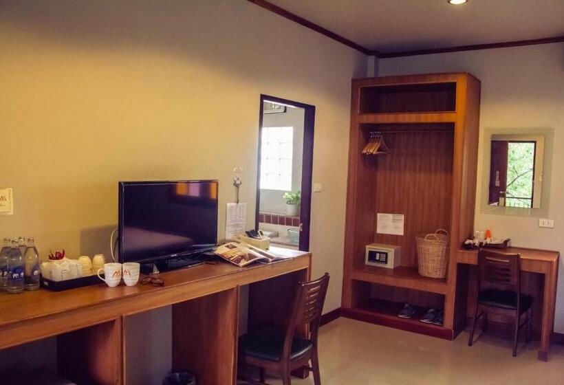 Семейный Номер, Medio De Pai