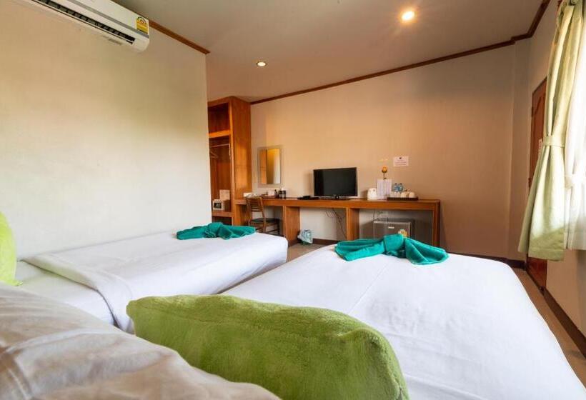 Номер Deluxe Вид на Бассейн, Medio De Pai