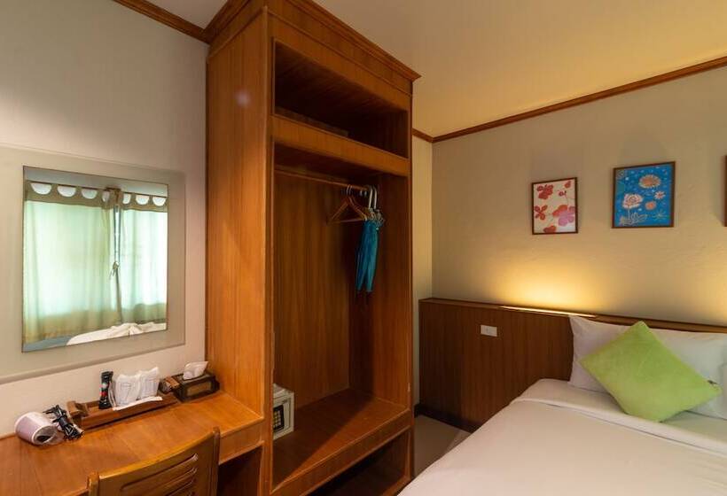 Номер Deluxe, Medio De Pai