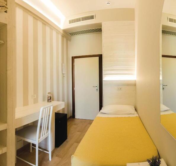 غرفة كومفورت فردية, Mona Lisa