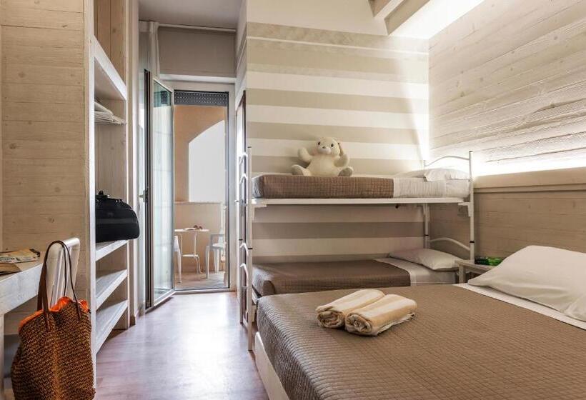 Triple Room Sea View, Mona Lisa