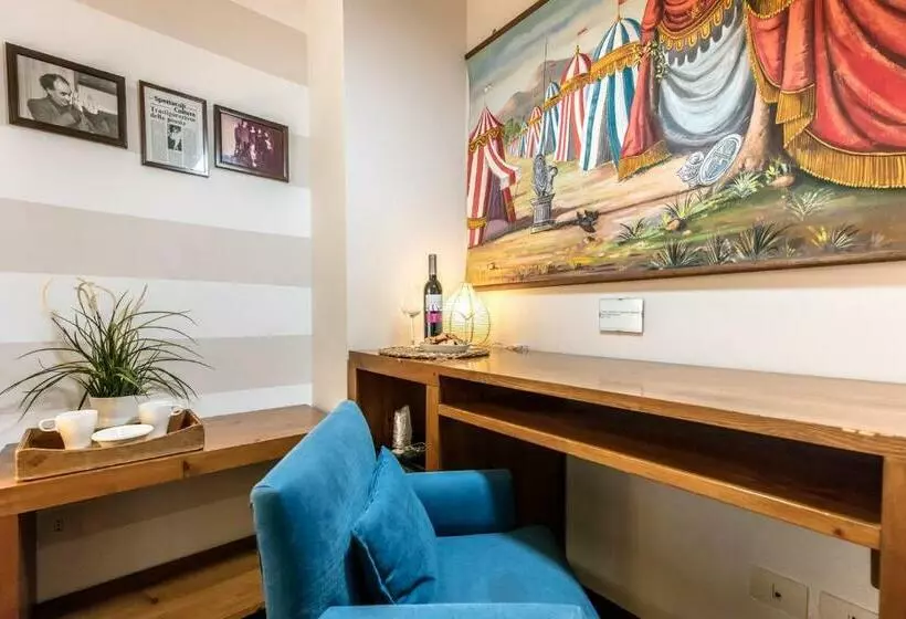 Standard Room, Pocho