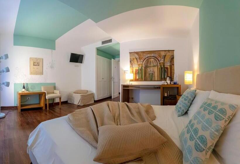 ファミリールーム, Pocho