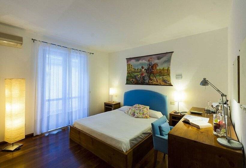 スタンダードインサイドビュールーム, Pocho