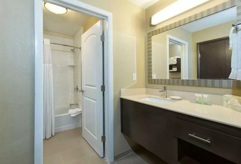 身障者適用スイートルーム, Staybridge Suites Orlando At Seaworld, An Ihg