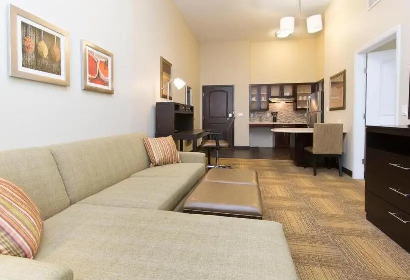 Standard-invahuone King-vuode, Staybridge Suites Orlando At Seaworld, An Ihg
