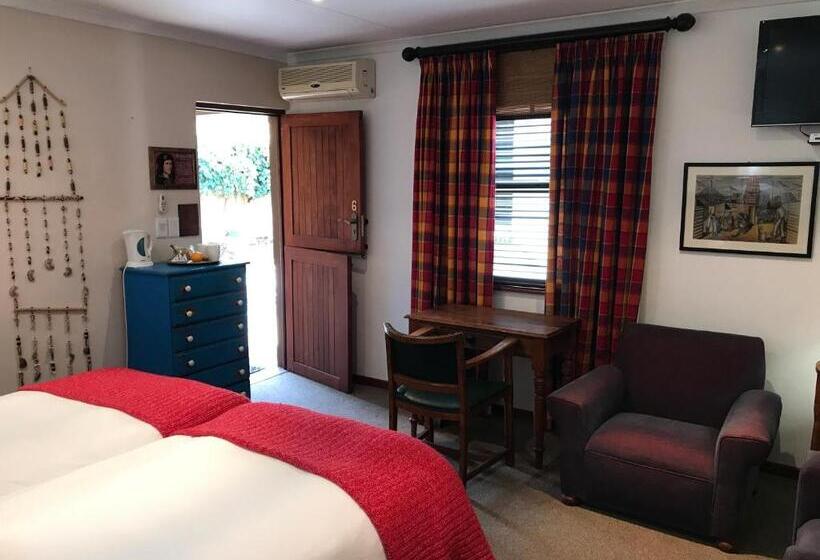 스탠다드 룸 가든 전망, The Crown Guest House