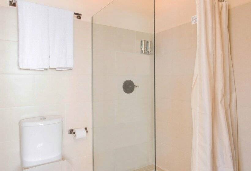 سوییت جونیور, Punta West Bed & Breakfast