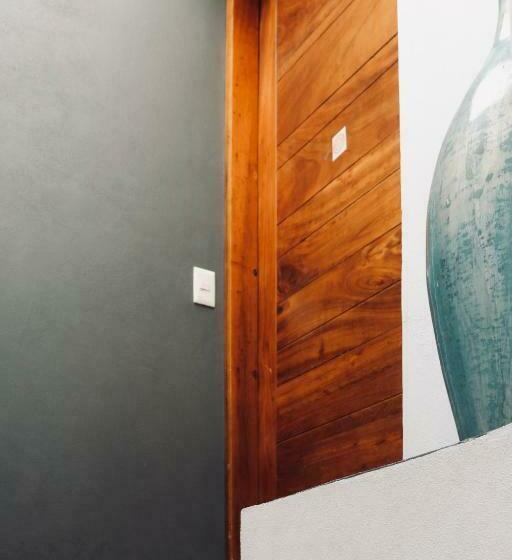 إستوديو قياسى, Samanu