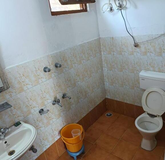 Номер Стандарт Трехместный, Birs & Cottages