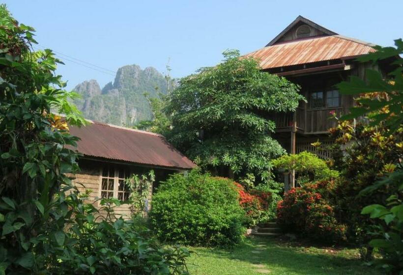 스탠다드 방갈로 정원 전망, Maylyn Guesthouse