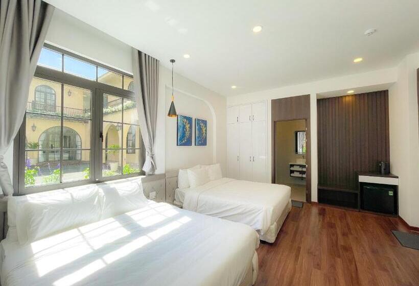 اتاق لوکس چهار تخته, Camellia Villa