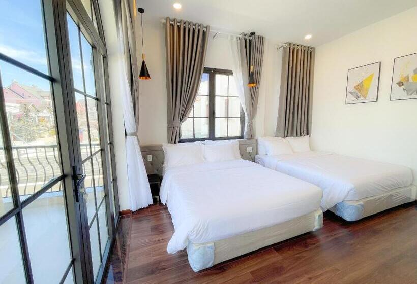 اتاق لوکس چهار تخته, Camellia Villa