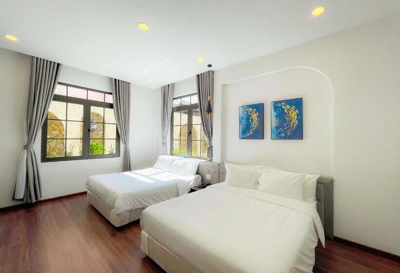 اتاق لوکس چهار تخته, Camellia Villa