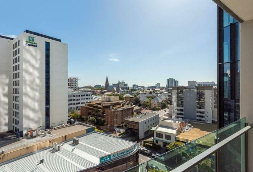 ２ベッドルームアパートメント, Quattro Apartments