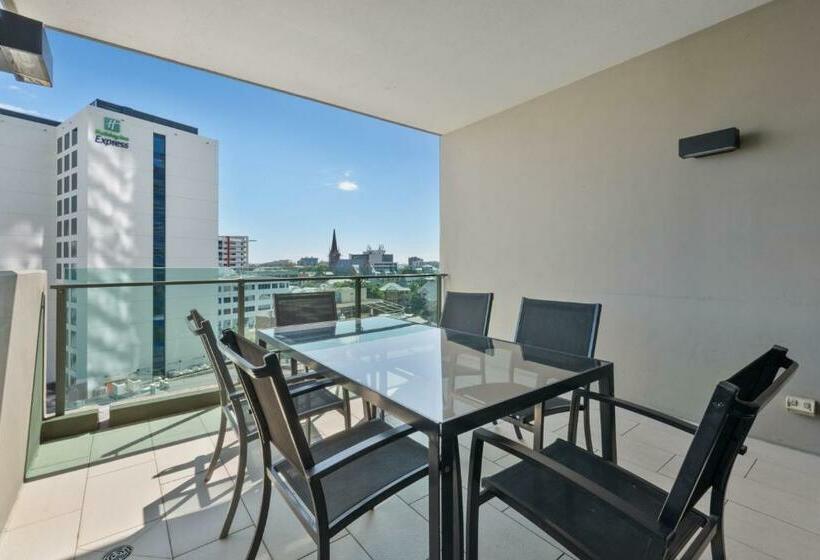 침실 2개 아파트, Quattro Apartments
