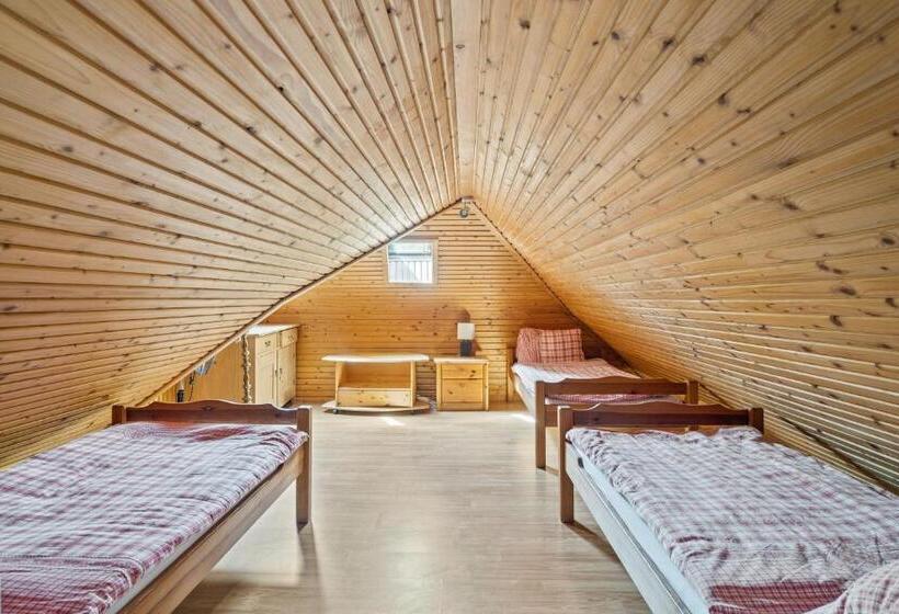 Семейный Номер, Pension A Restaurace Regina