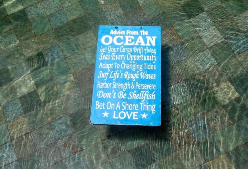 テラス付きスタンダードルーム, Katara Gili, Boutique Rooms And Bungalows