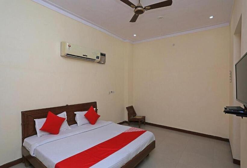 Трехместный Номер Классика, Oyo Townhouse 918 Mehak Garden