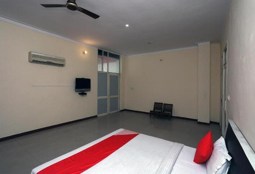 Трехместный Номер Классика, Oyo Townhouse 918 Mehak Garden