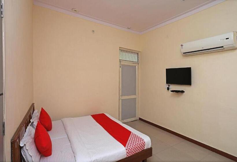 Трехместный Номер Классика, Oyo Townhouse 918 Mehak Garden