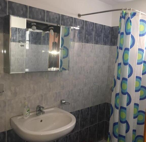 غرفة عائلية, Vila Lemon Tree