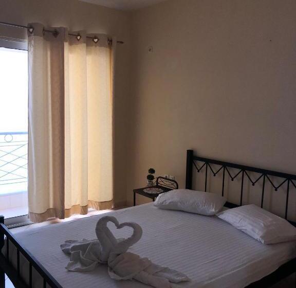 إستديو قياسى مزود بشرفة, Vila Lemon Tree