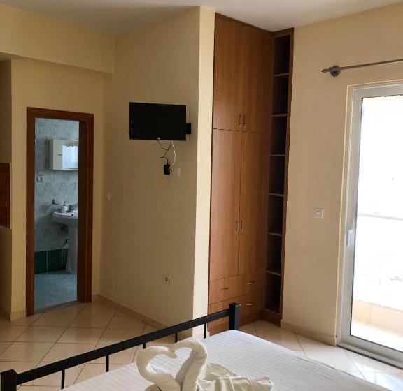 إستديو قياسى مزود بشرفة, Vila Lemon Tree