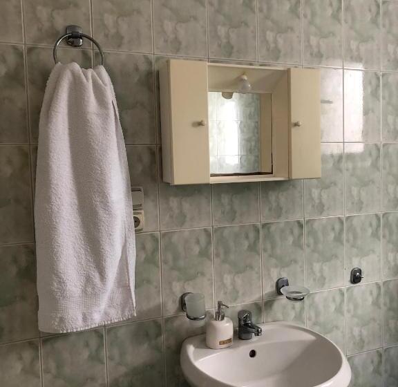 إستديو قياسى مزود بشرفة, Vila Lemon Tree