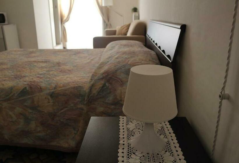 חדר סטנדרט, B&b Huit