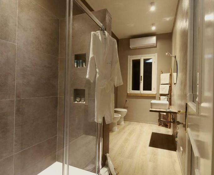 غرفة قياسية, Acquachiara Iseo Deluxe Bed & Breakfast Iseo Center With Garden And Parking Inside