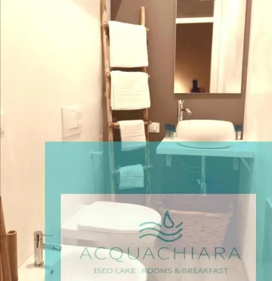 Basic-huone, Acquachiara Iseo Deluxe Bed & Breakfast Iseo Center With Garden And Parking Inside