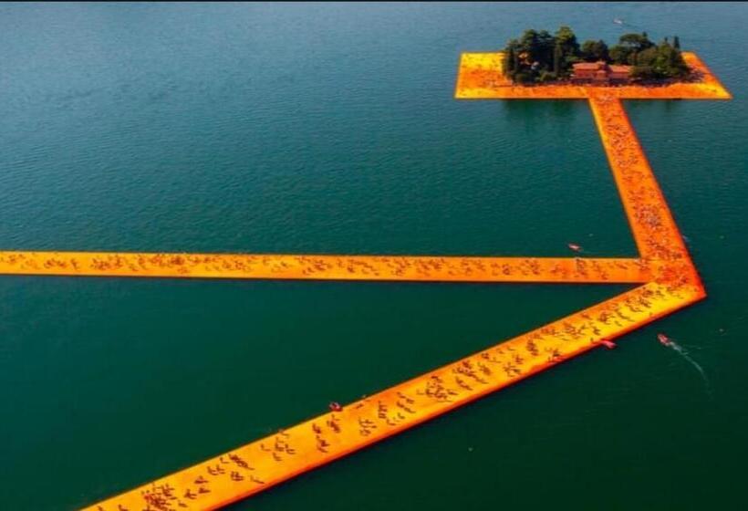 غرفة قياسية, Acquachiara Iseo Deluxe Bed & Breakfast Iseo Center With Garden And Parking Inside