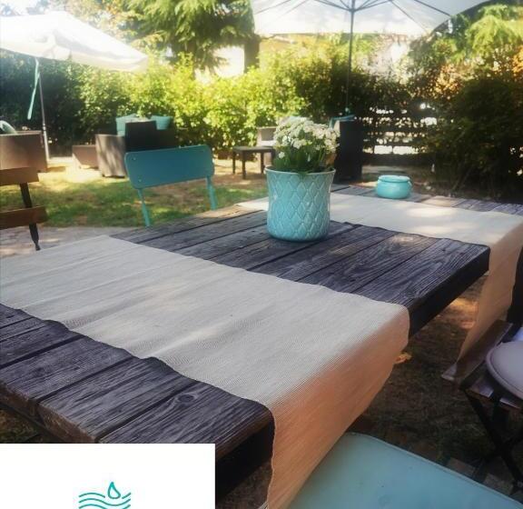 Номер Стандарт Вид на Сад, Acquachiara Iseo Deluxe Bed & Breakfast Iseo Center With Garden And Parking Inside