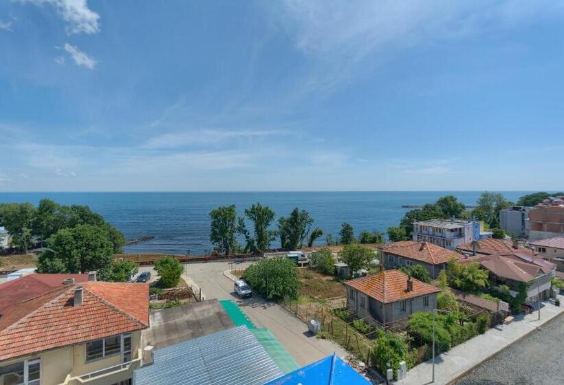 带1个卧室的带海景的公寓, Siyanie Kiten