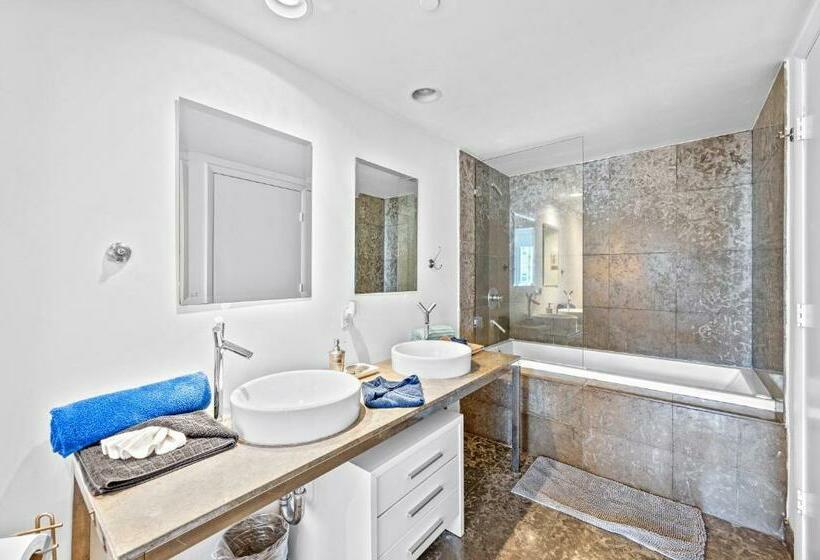 شقة غرفة نوم واحدة مزودة بشُرفة, Icon Brickell Luxury Residence