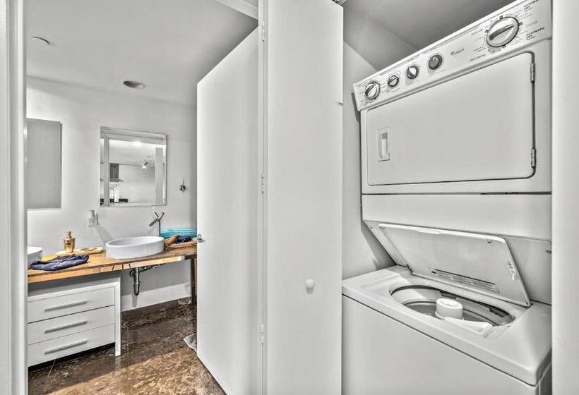 شقة غرفة نوم واحدة مزودة بشُرفة, Icon Brickell Luxury Residence