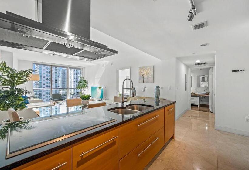 شقة غرفة نوم واحدة مزودة بشُرفة, Icon Brickell Luxury Residence