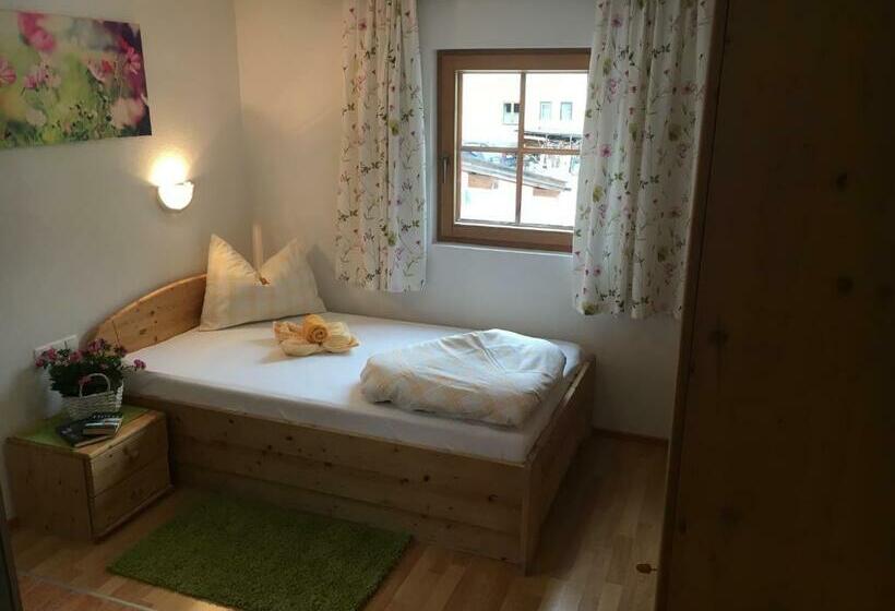 スタンダードシングルルーム, Gästehaus Hochstaffl