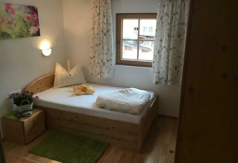 スタンダードシングルルーム, Gästehaus Hochstaffl