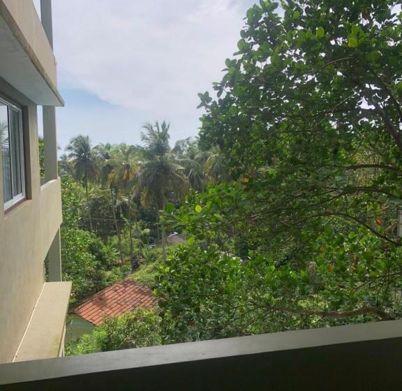 סטודיו סטנדרטי נוף לים, Paradiso