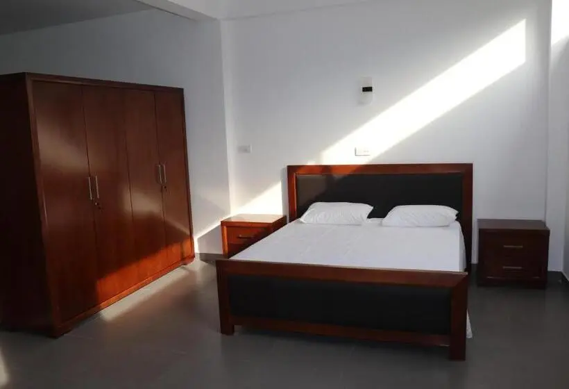 Standard-studio Parveke, Paradiso