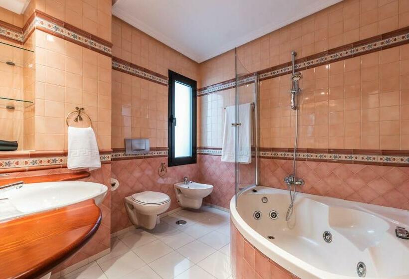 اتاق پریمیوم چهارنفره, Casa Miraflores