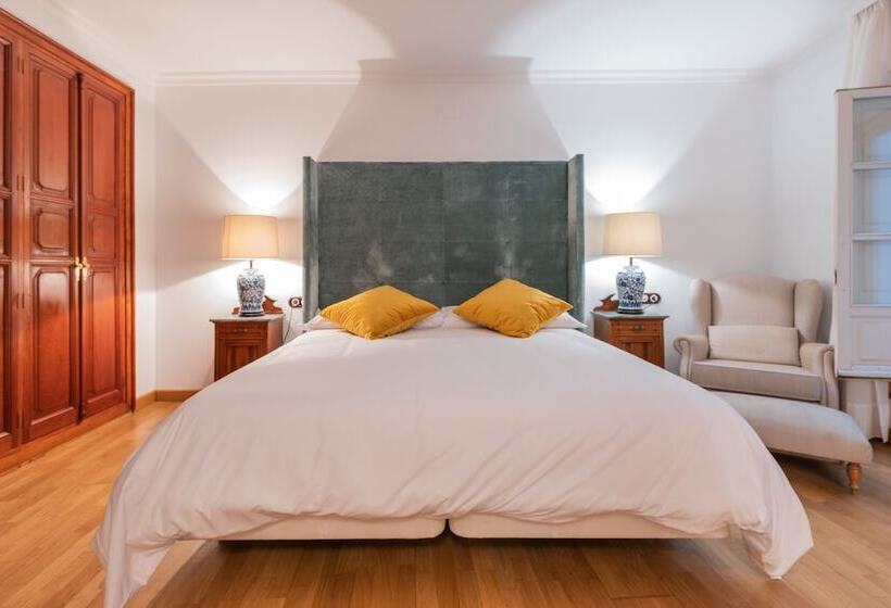 اتاق پریمیوم چهارنفره, Casa Miraflores