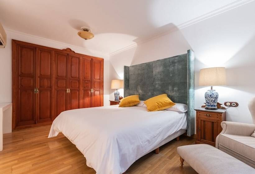 اتاق پریمیوم چهارنفره, Casa Miraflores