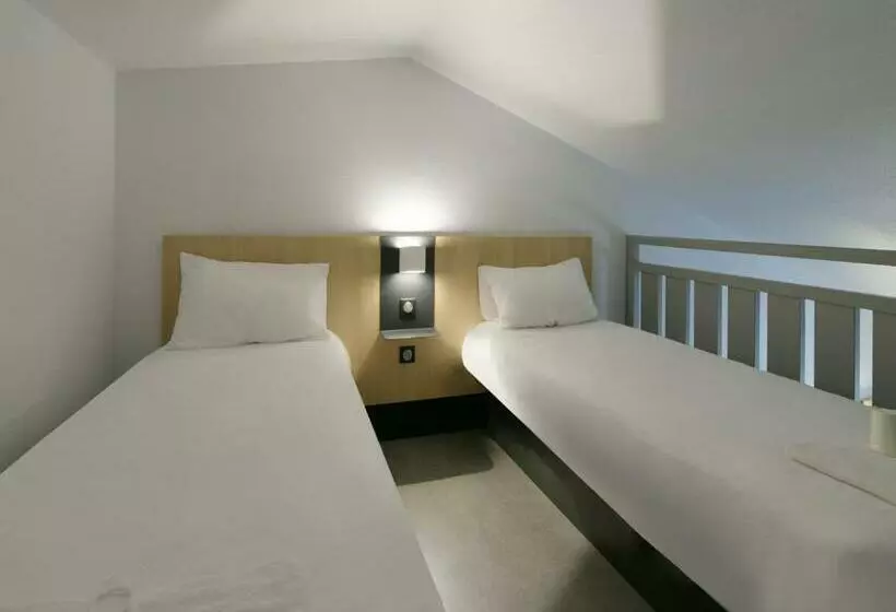 اتاق استاندارد چهار تخته, B&b Hotel Le Mans Nord 2